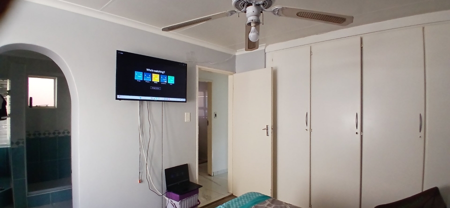 4 Bedroom Property for Sale in The Reeds Gauteng