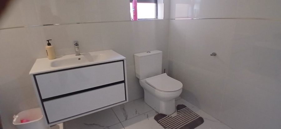 4 Bedroom Property for Sale in The Reeds Gauteng