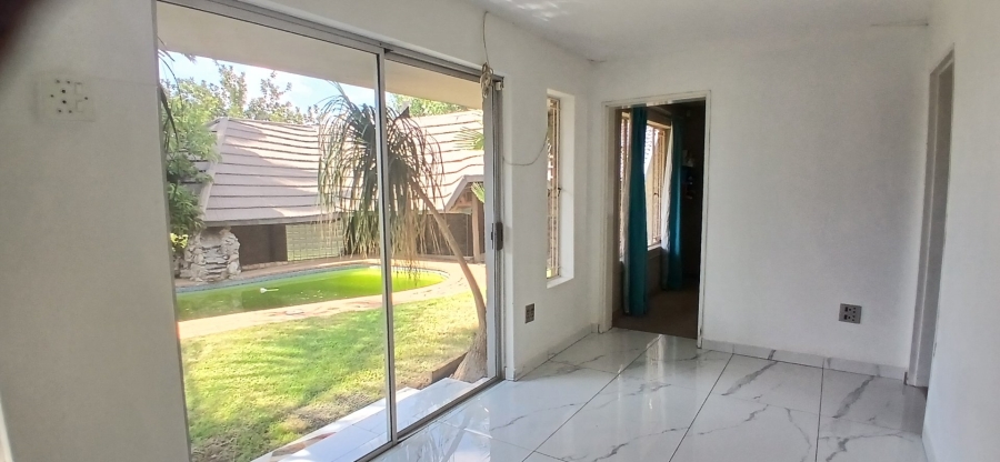 4 Bedroom Property for Sale in The Reeds Gauteng