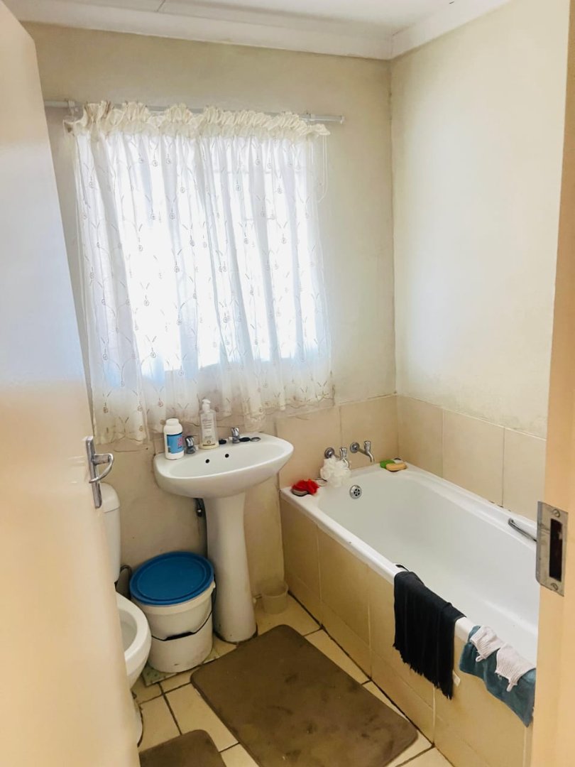 To Let 3 Bedroom Property for Rent in Soshanguve VV Gauteng
