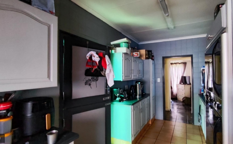 4 Bedroom Property for Sale in Bonaero Park Gauteng