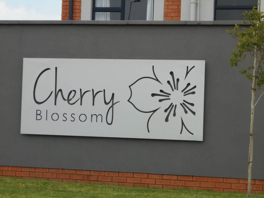 To Let 1 Bedroom Property for Rent in Louwlardia Gauteng