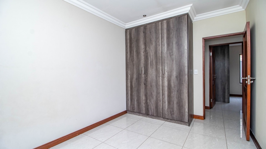 4 Bedroom Property for Sale in Serengeti Lifestyle Estate Gauteng