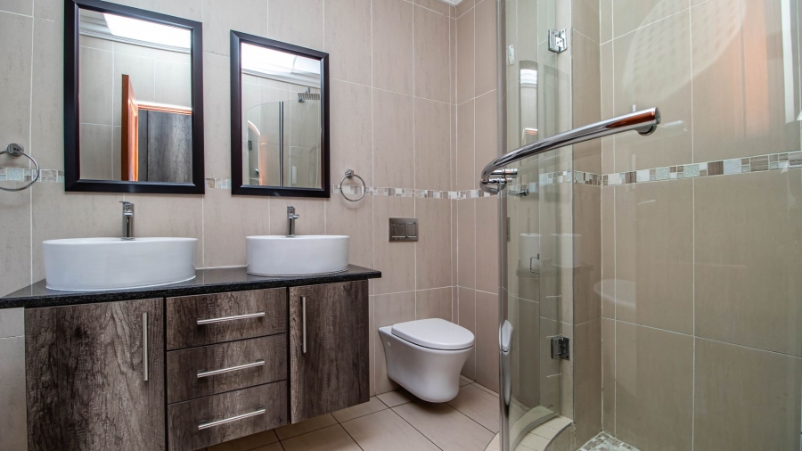 4 Bedroom Property for Sale in Serengeti Lifestyle Estate Gauteng