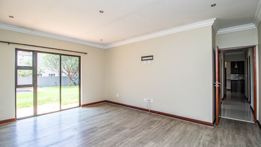 4 Bedroom Property for Sale in Serengeti Lifestyle Estate Gauteng