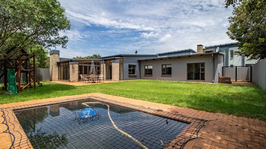 4 Bedroom Property for Sale in Serengeti Lifestyle Estate Gauteng