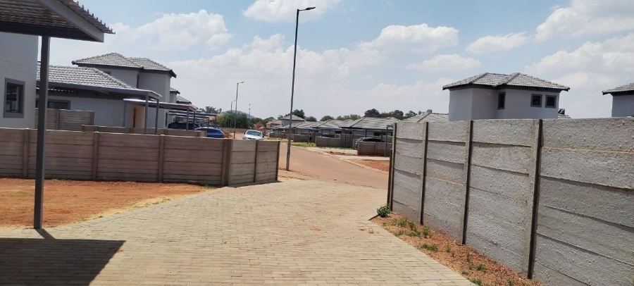 3 Bedroom Property for Sale in Heatherdale AH Gauteng