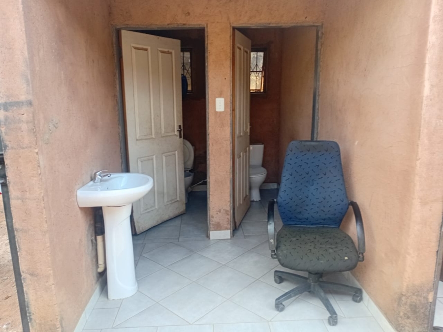 9 Bedroom Property for Sale in Soshanguve South Gauteng