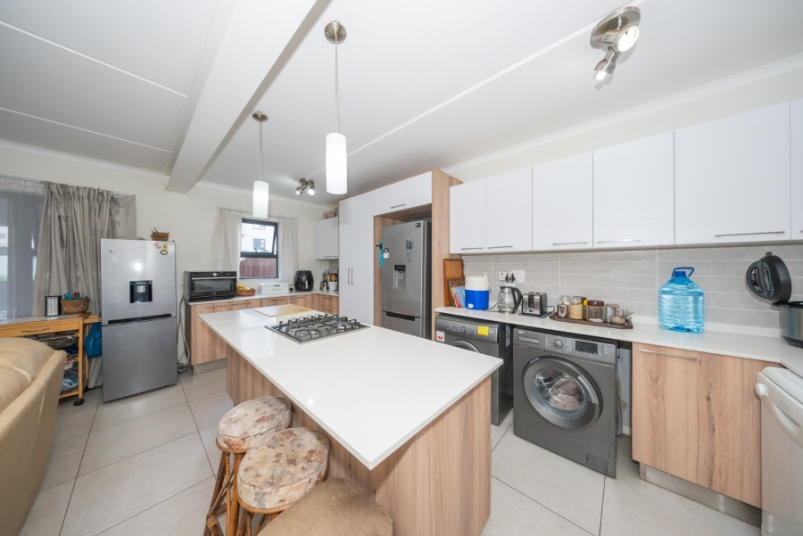 3 Bedroom Property for Sale in Modderfontein Gauteng