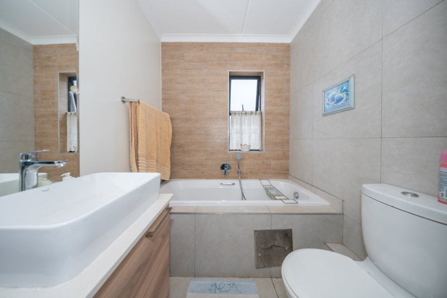 3 Bedroom Property for Sale in Modderfontein Gauteng