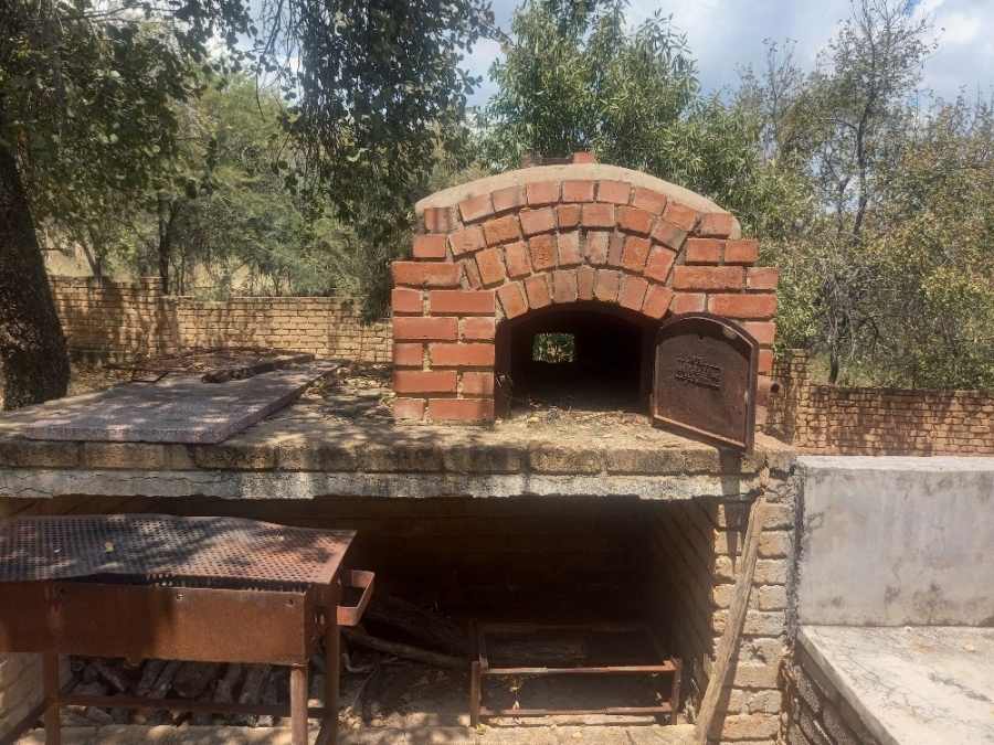 Commercial Property for Sale in Dinokeng Game Reserve Gauteng