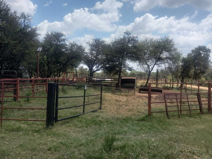 Commercial Property for Sale in Dinokeng Game Reserve Gauteng