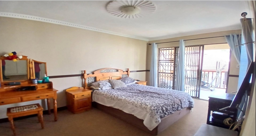 3 Bedroom Property for Sale in Eldoraigne Gauteng