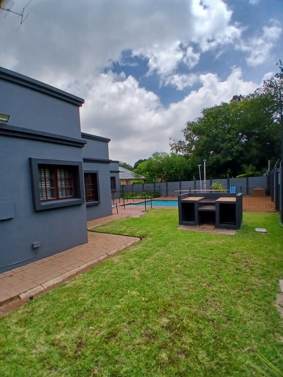 4 Bedroom Property for Sale in Florida Park Gauteng