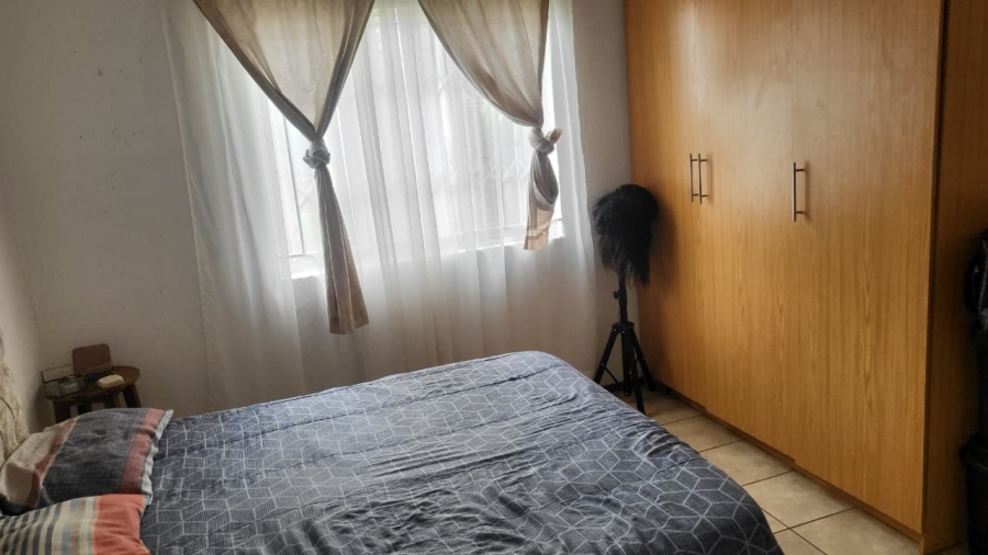 To Let  Bedroom Property for Rent in Cosmo City Gauteng