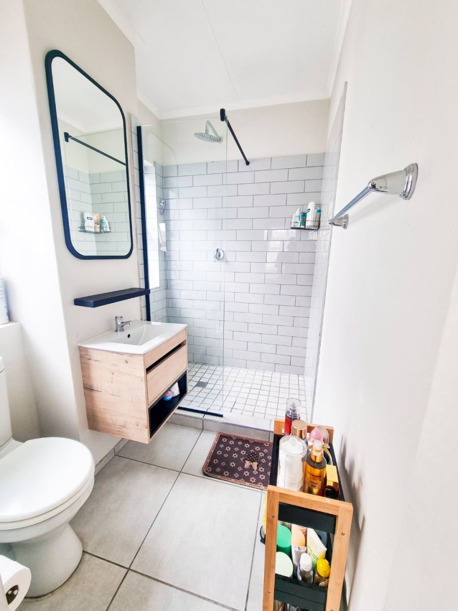 3 Bedroom Property for Sale in Little Falls Gauteng