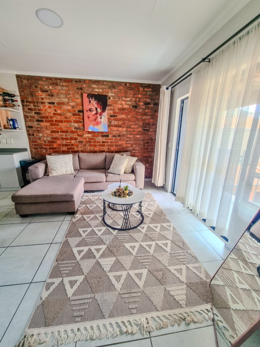 3 Bedroom Property for Sale in Little Falls Gauteng