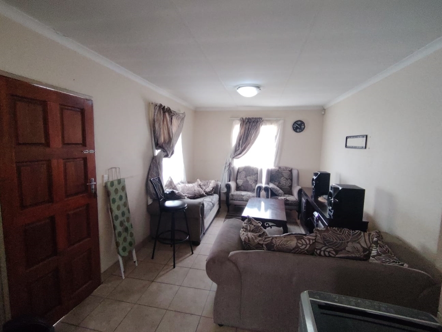 3 Bedroom Property for Sale in Thatch Hill Estate Gauteng