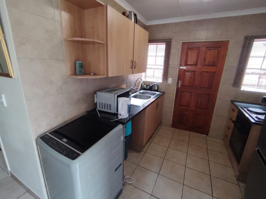 3 Bedroom Property for Sale in Thatch Hill Estate Gauteng