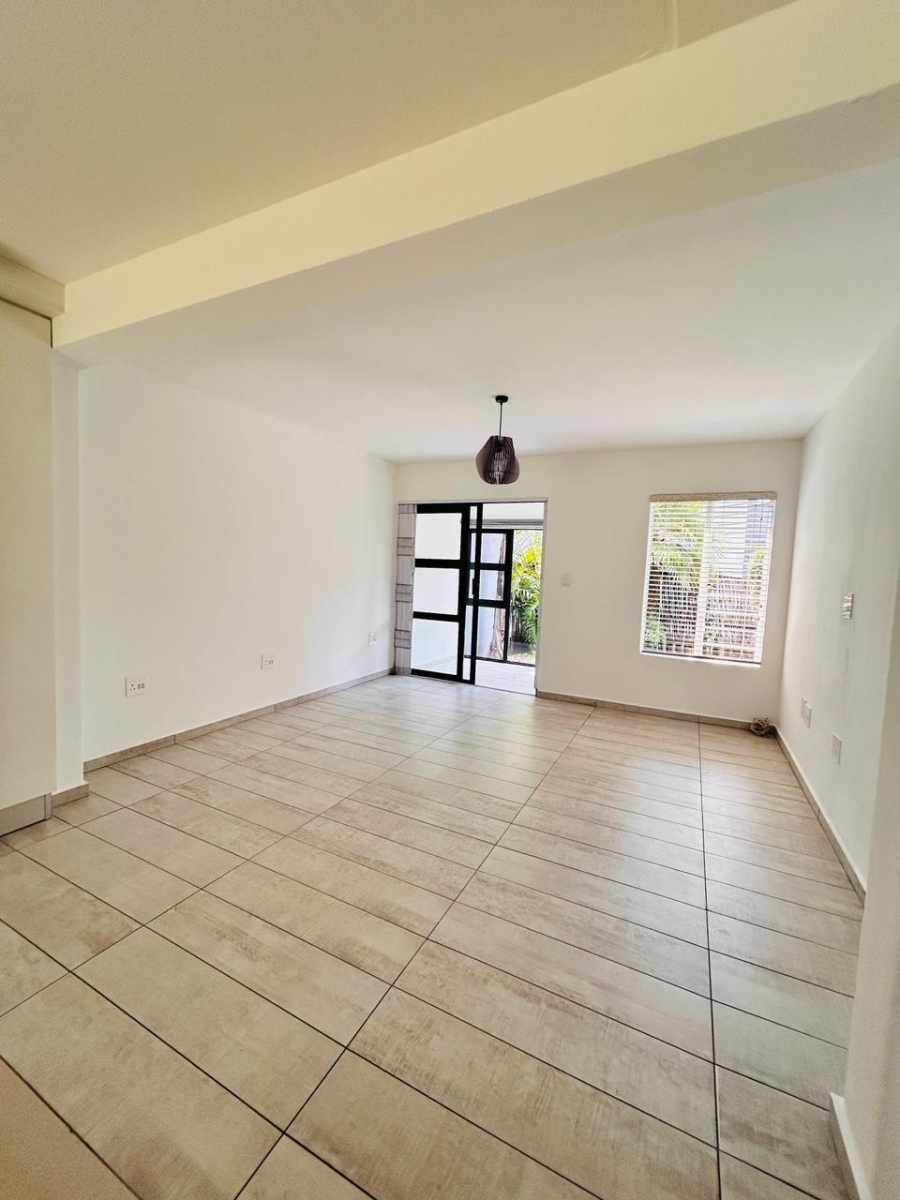 To Let 2 Bedroom Property for Rent in Roodepoort Gauteng