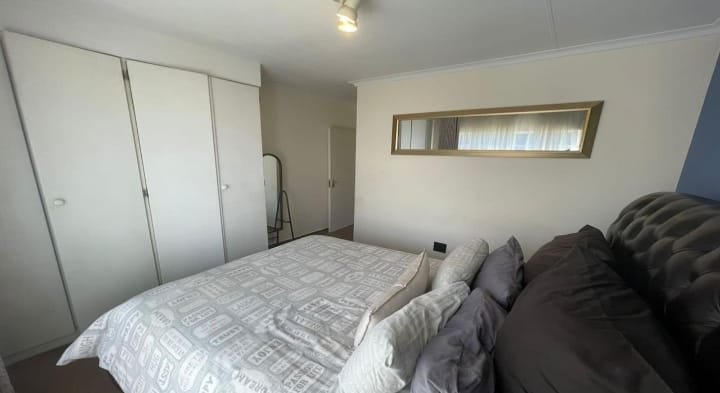 2 Bedroom Property for Sale in Vorna Valley Gauteng