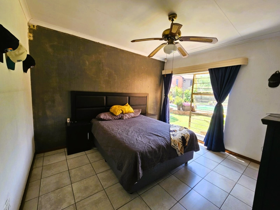 3 Bedroom Property for Sale in Country View Gauteng