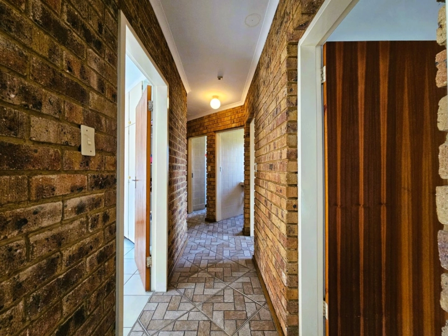 3 Bedroom Property for Sale in Country View Gauteng