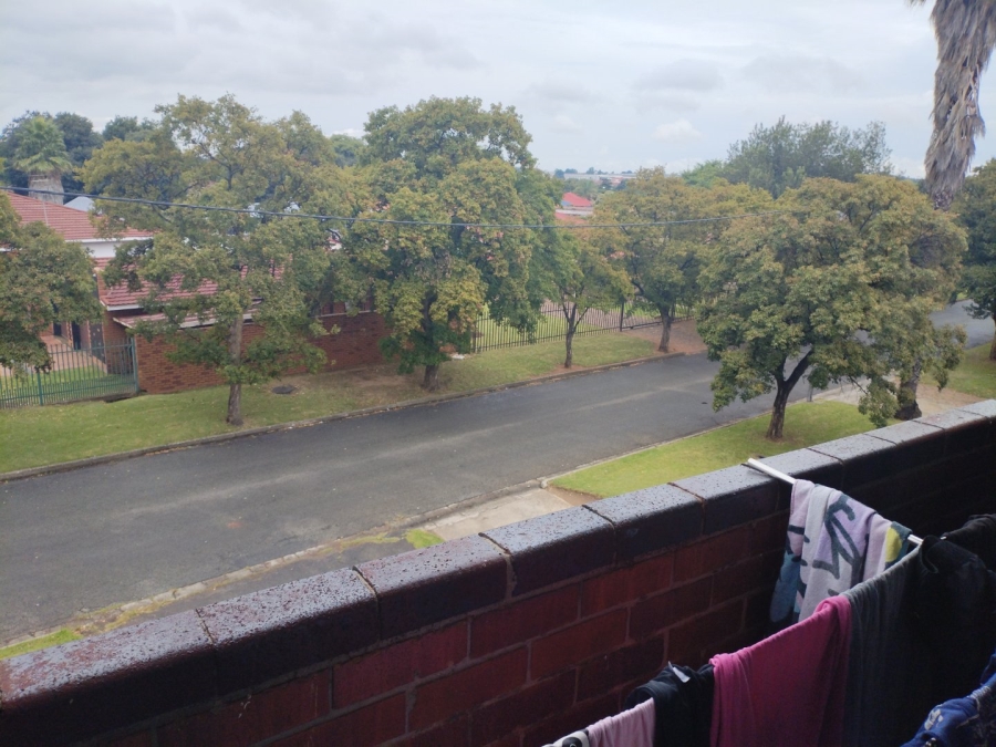 2 Bedroom Property for Sale in Selection Park Gauteng