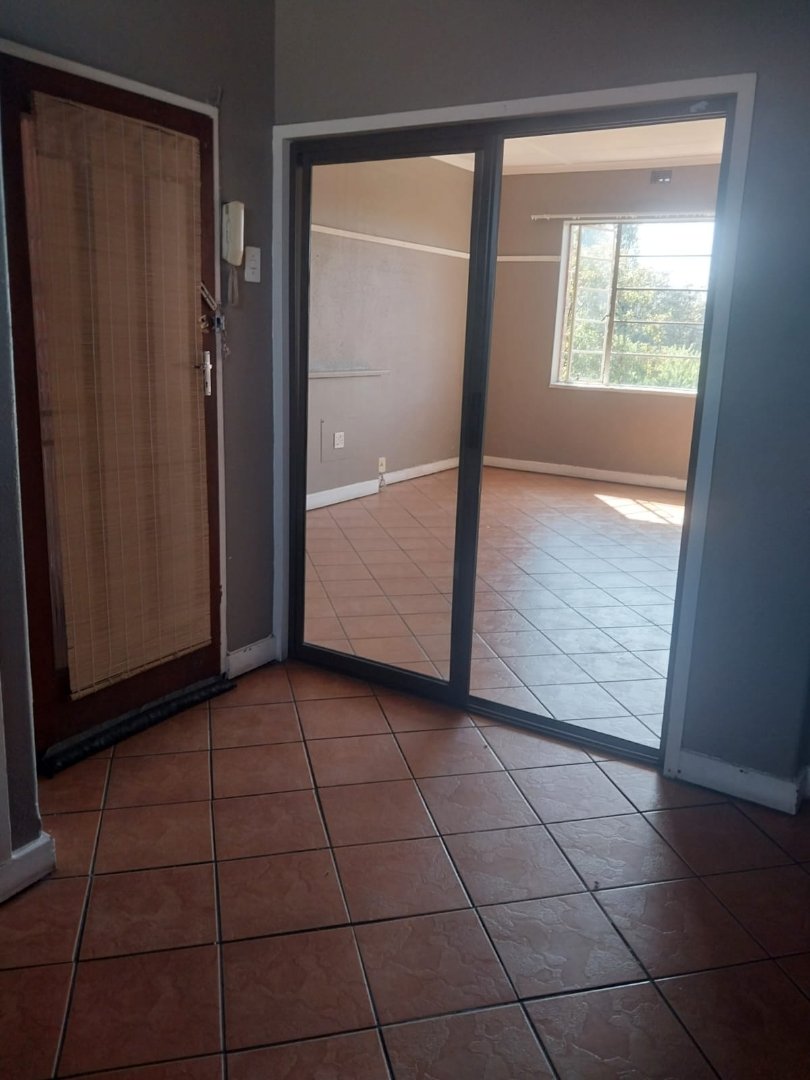 2 Bedroom Property for Sale in Selection Park Gauteng