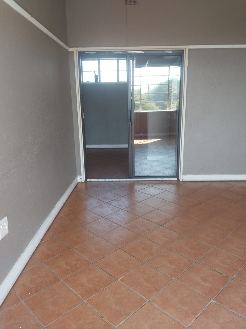 2 Bedroom Property for Sale in Selection Park Gauteng