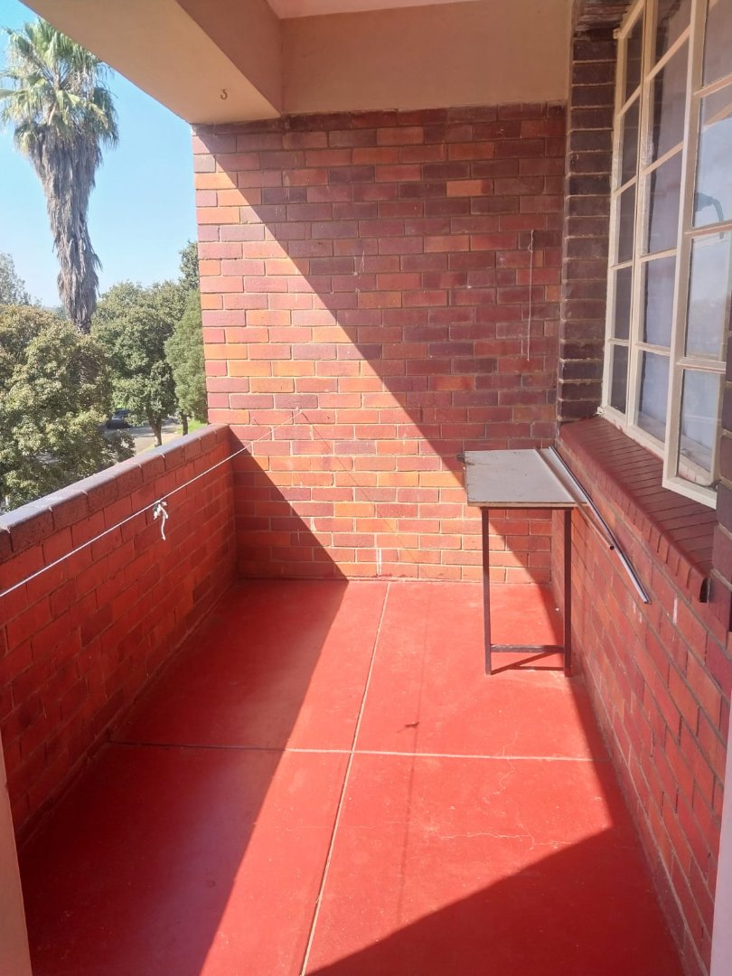 2 Bedroom Property for Sale in Selection Park Gauteng
