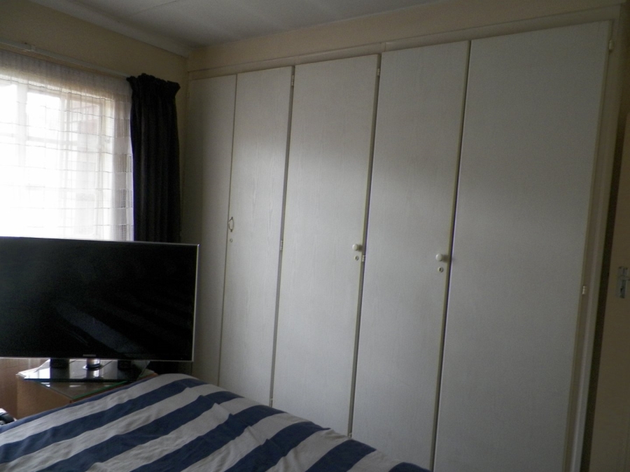 2 Bedroom Property for Sale in Clubview Gauteng