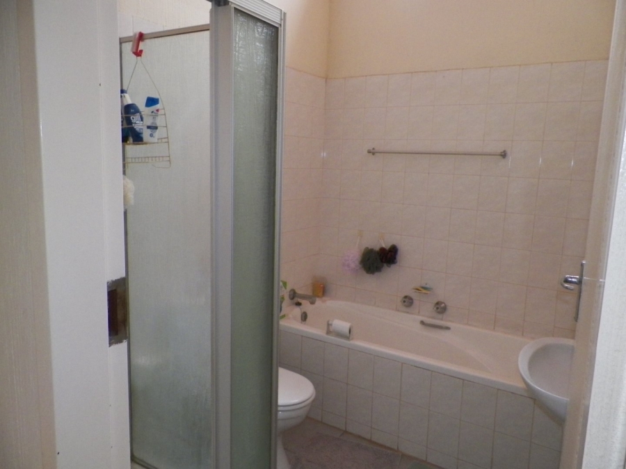 2 Bedroom Property for Sale in Clubview Gauteng