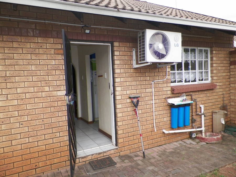 2 Bedroom Property for Sale in Clubview Gauteng