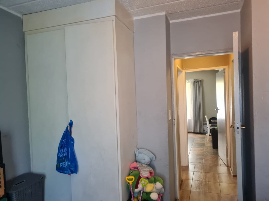 2 Bedroom Property for Sale in Glenvista Gauteng