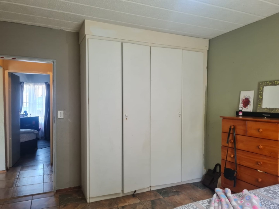 2 Bedroom Property for Sale in Glenvista Gauteng
