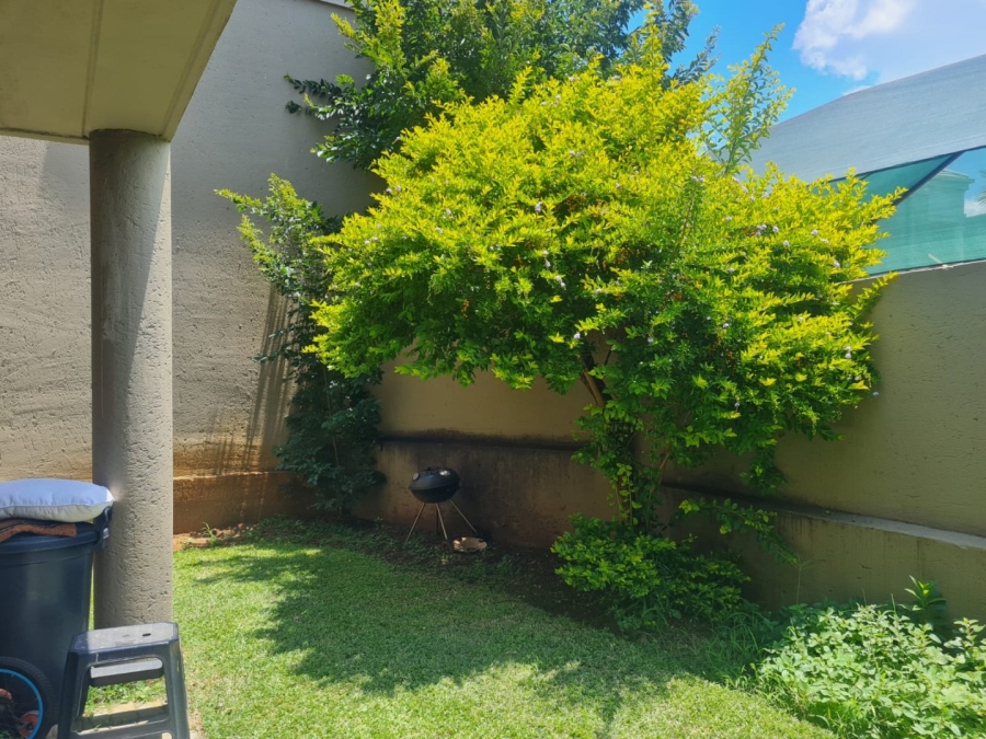 2 Bedroom Property for Sale in Glenvista Gauteng