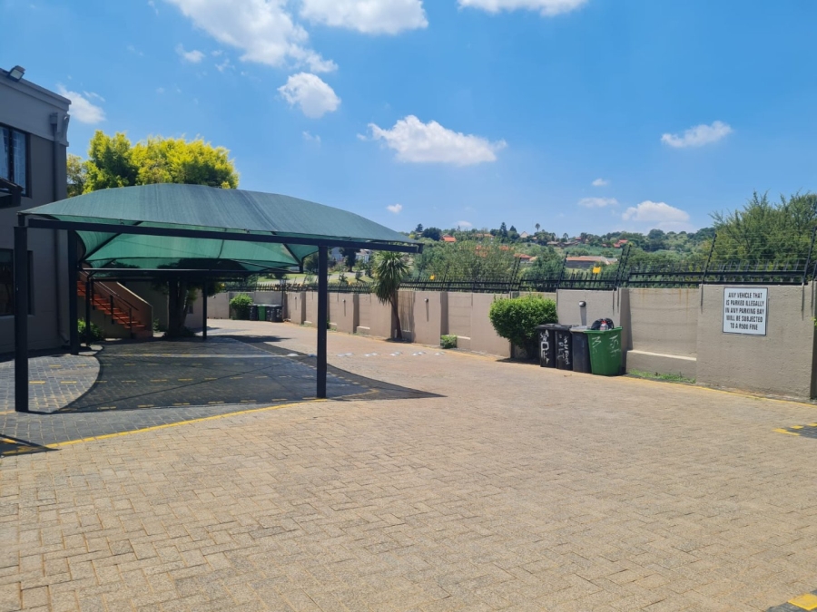 2 Bedroom Property for Sale in Glenvista Gauteng