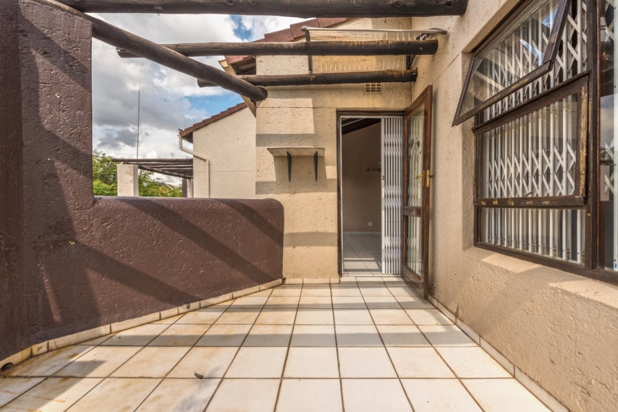 2 Bedroom Property for Sale in Eden Glen Gauteng