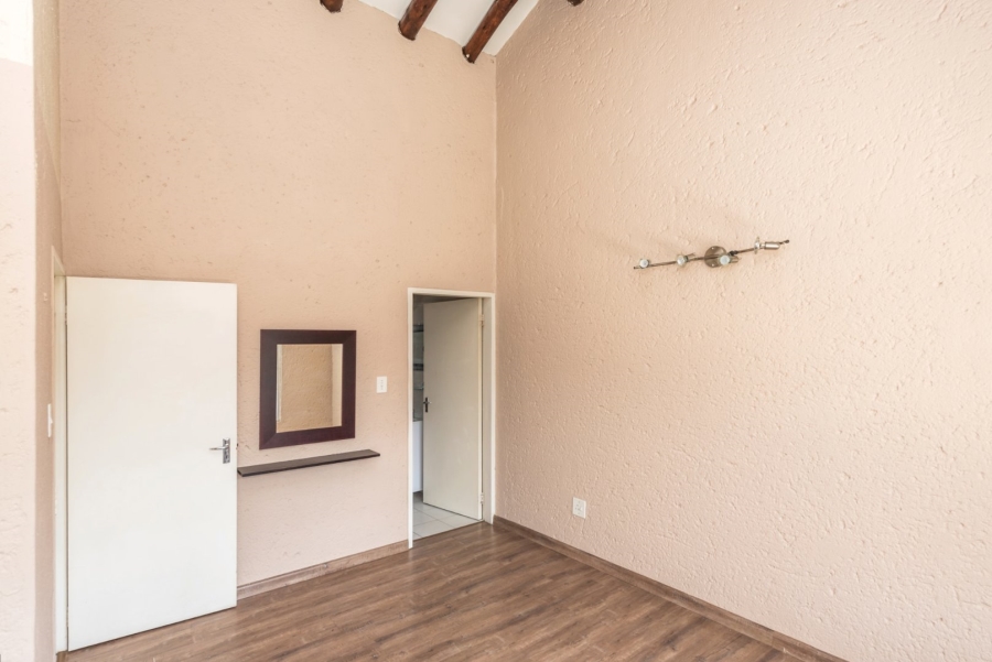 2 Bedroom Property for Sale in Eden Glen Gauteng