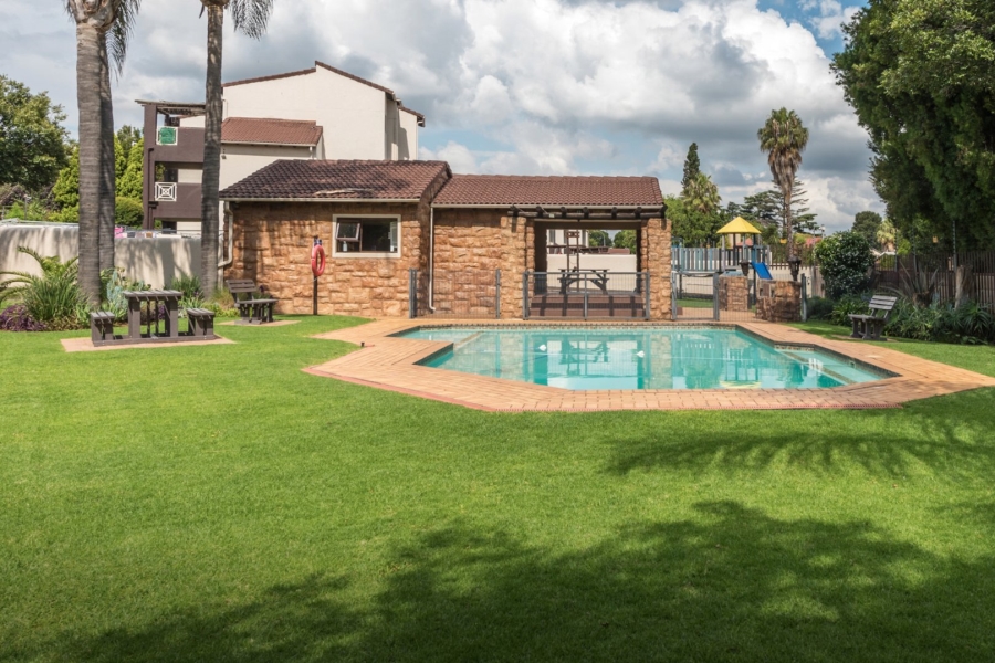 2 Bedroom Property for Sale in Eden Glen Gauteng