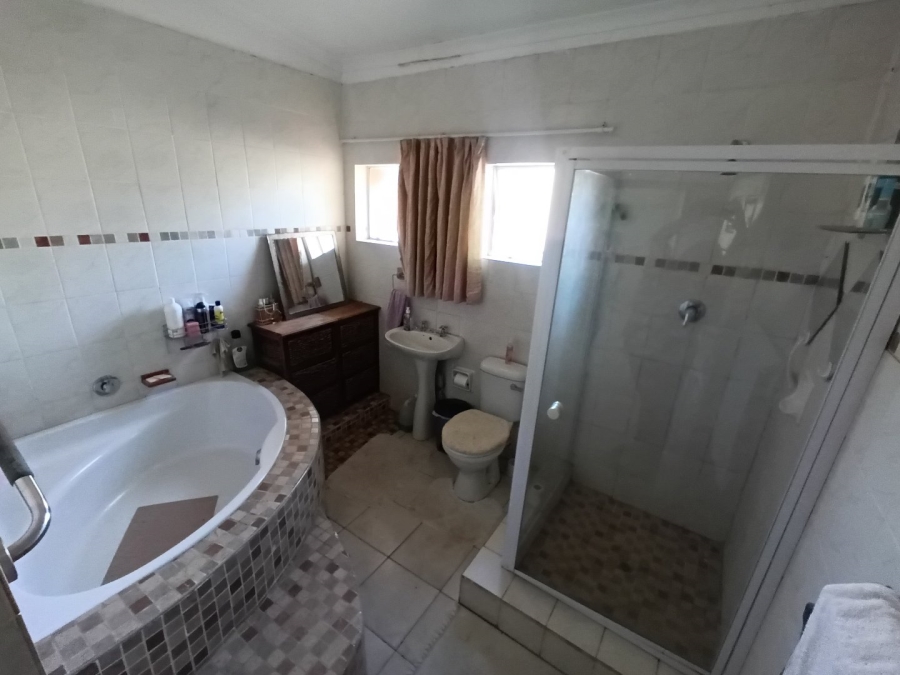 Commercial Property for Sale in Roodeplaat Gauteng