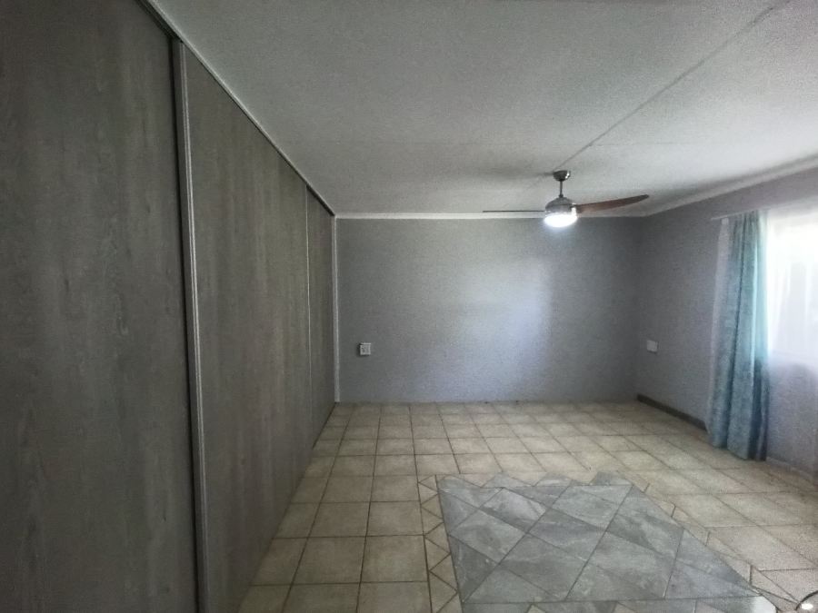 Commercial Property for Sale in Roodeplaat Gauteng