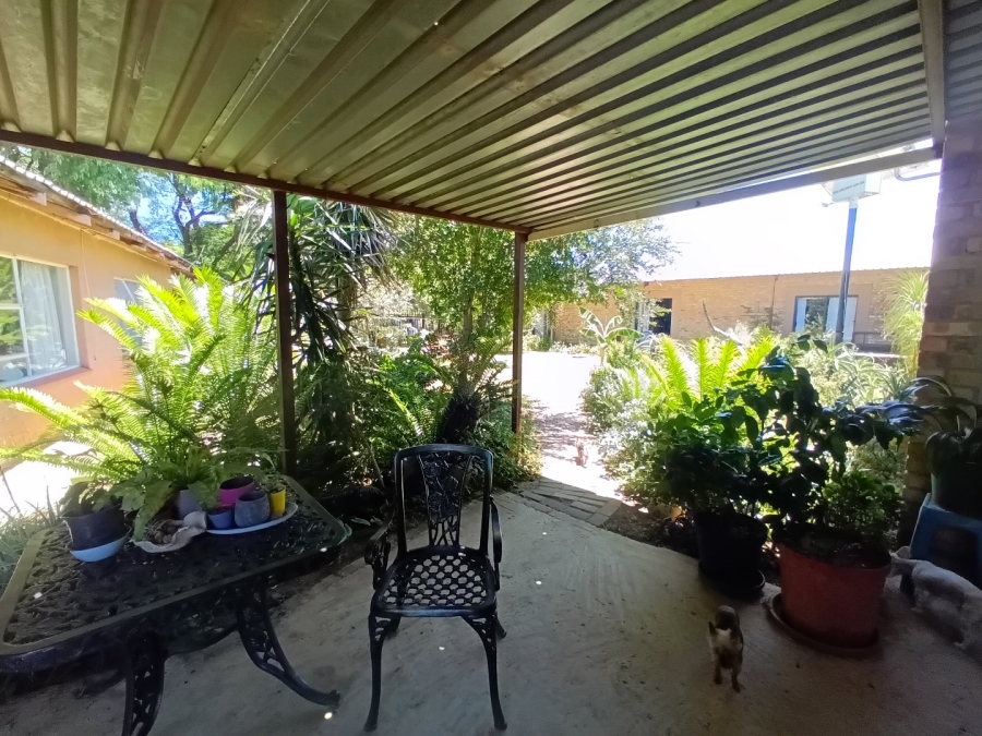 Commercial Property for Sale in Roodeplaat Gauteng