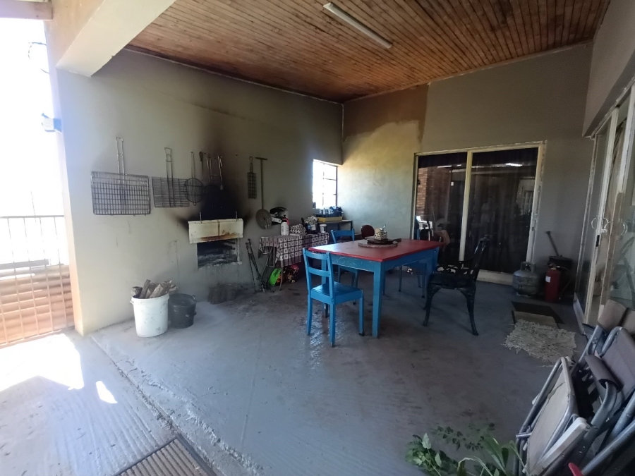 Commercial Property for Sale in Roodeplaat Gauteng