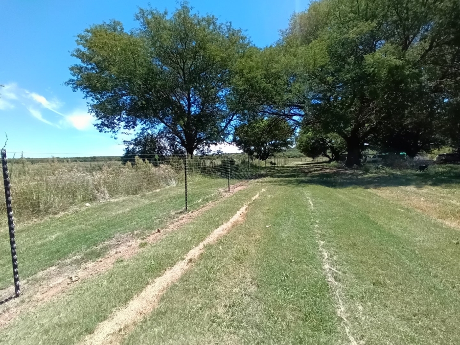 Commercial Property for Sale in Roodeplaat Gauteng