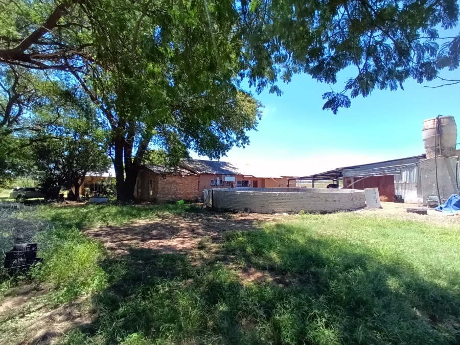 Commercial Property for Sale in Roodeplaat Gauteng