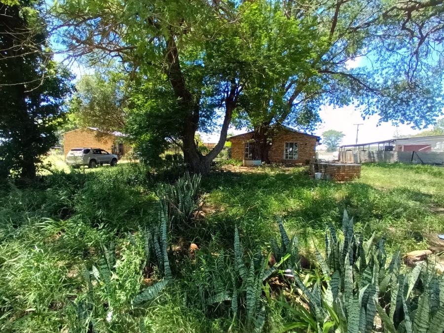 Commercial Property for Sale in Roodeplaat Gauteng