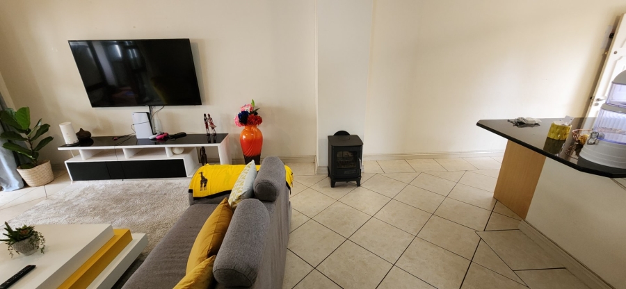 2 Bedroom Property for Sale in Edenburg Gauteng