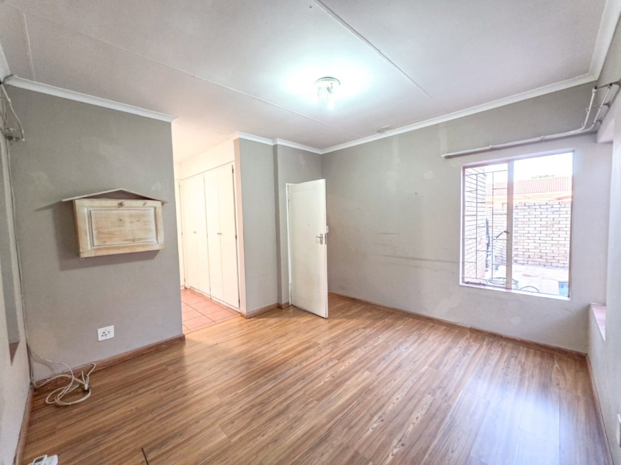 4 Bedroom Property for Sale in Amberfield Glen Gauteng